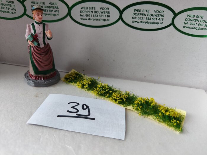 Foto 39 Graspolletjes met gele bloemetjes - Afbeelding 2