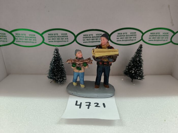 Foto 4721/29 Firewood for the Heard - Afbeelding 1