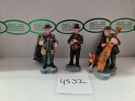 Foto 4532 Streetside Trio