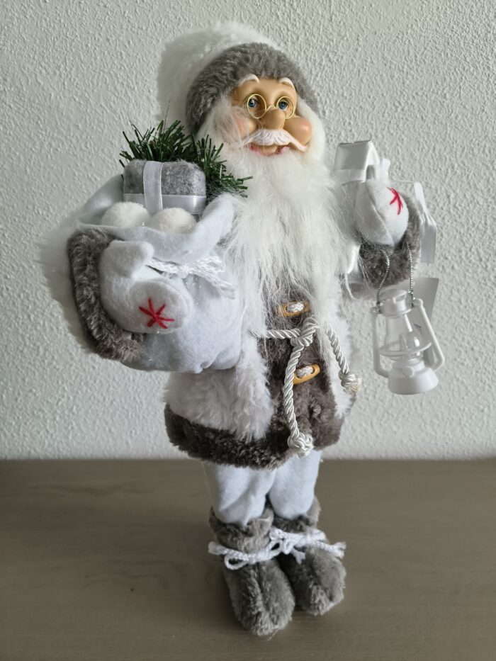 IMG20230816084340 Kerstman 3 Wit - Afbeelding 4