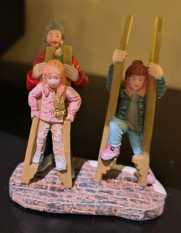 Walking on stilts - Afbeelding 3