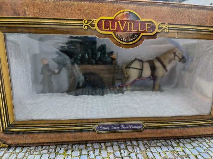 IMG20240228164805 Lifting trees from carriage - Afbeelding 1