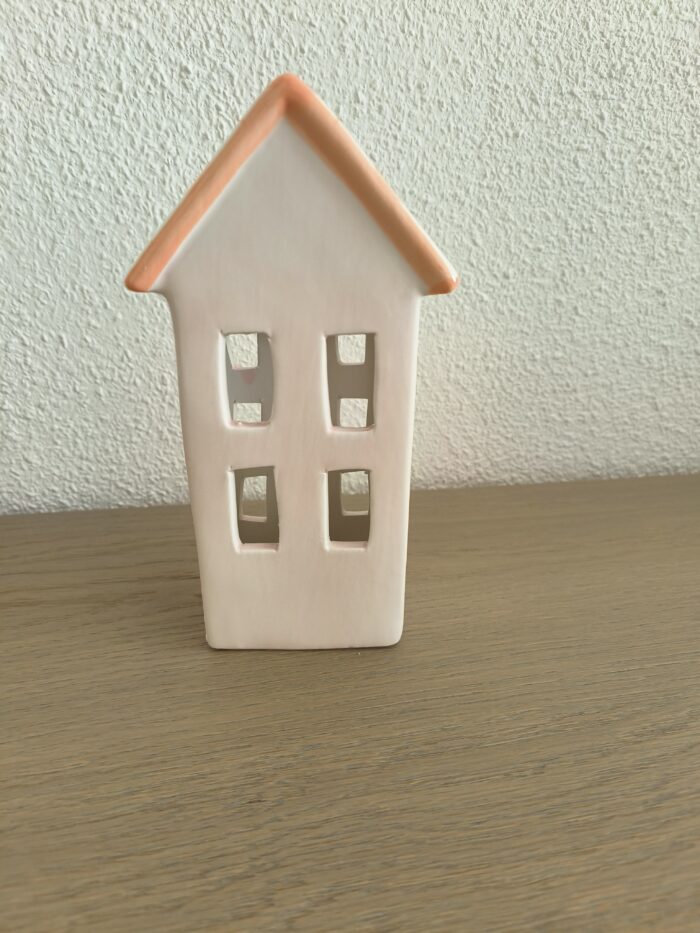 IMG20240302153231 Huis orange - Afbeelding 5