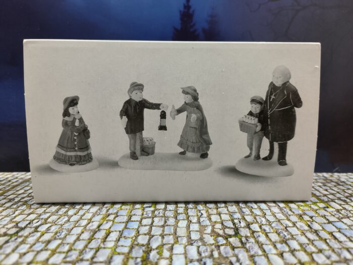 IMG20240319152832 Heritage Village Peaceful glow on christmas eve - Afbeelding 1