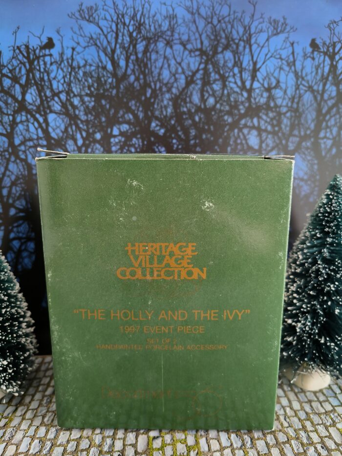 Heritage Village The Holly and The Ivy - Afbeelding 1