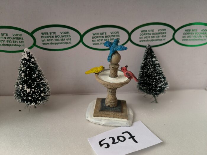 IMG20240417150025 Foto 5207/52 Village Birdbath - Afbeelding 2