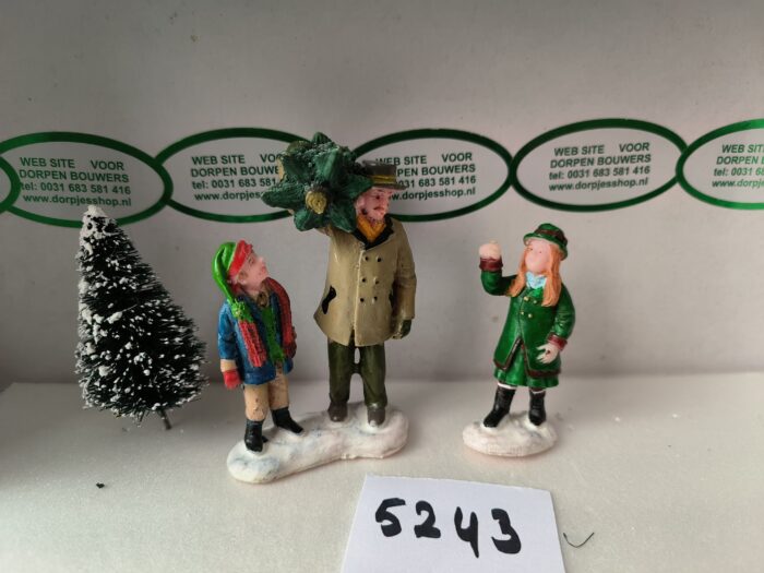 IMG20240417171406 Foto 5243/53 Capturing The Christmas Tree - Afbeelding 1