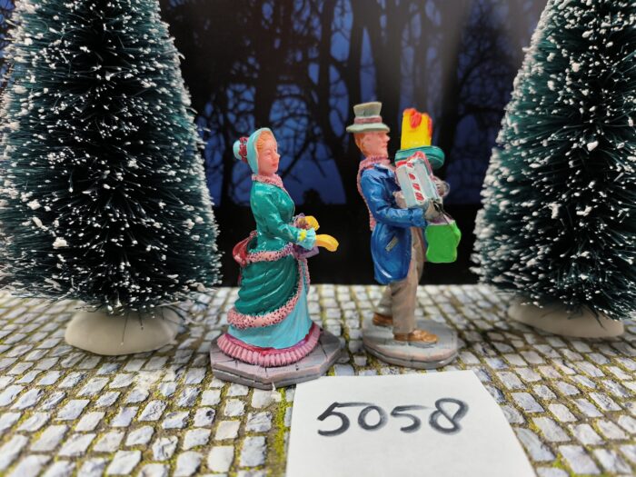 2 €21.95 Foto 5058/45 Out Shopping - Afbeelding 1