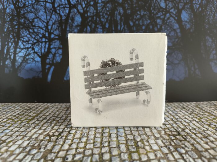 52669 €16.95 Candy Cane Bench - Afbeelding 4