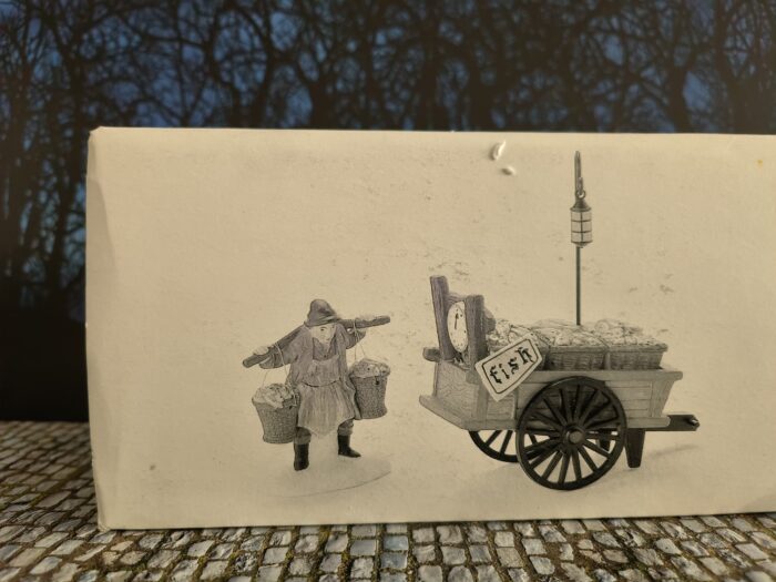 58149 €39.95 Chelsea Market Fish Monger & Cart - Afbeelding 4