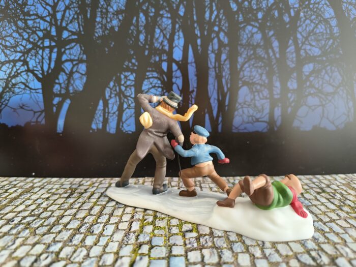 58528-3 Sliding Down Cornhill With Bob Crachit - Afbeelding 4