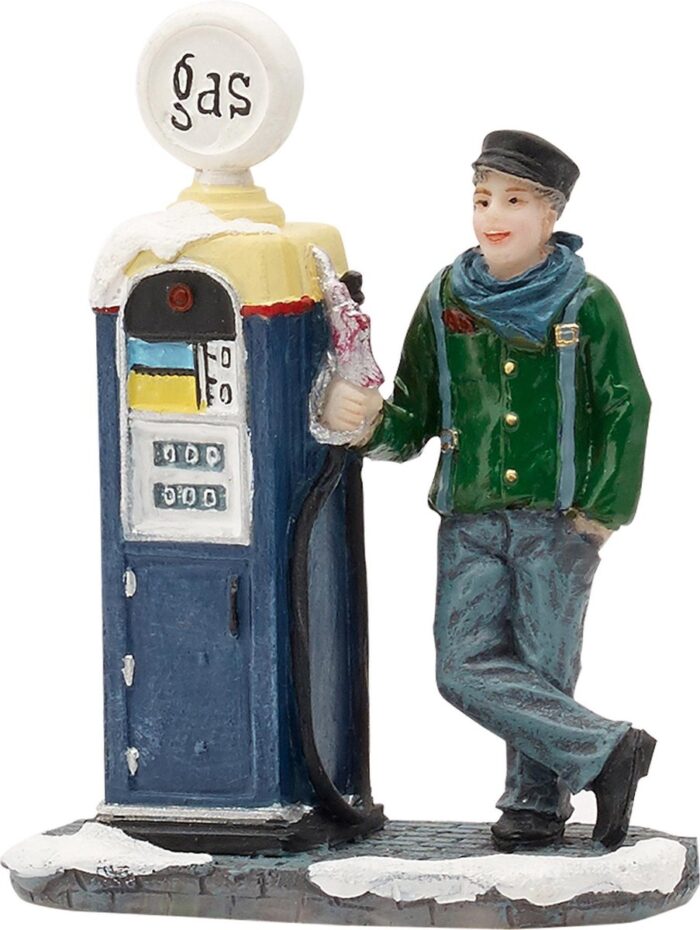 903x1200 At the gas pump - Afbeelding 1