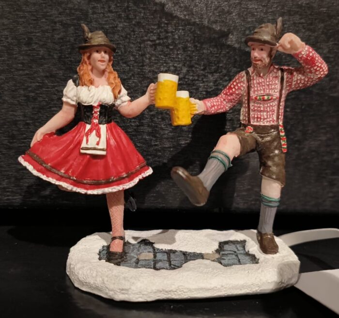 Toasting man and woman - Afbeelding 2