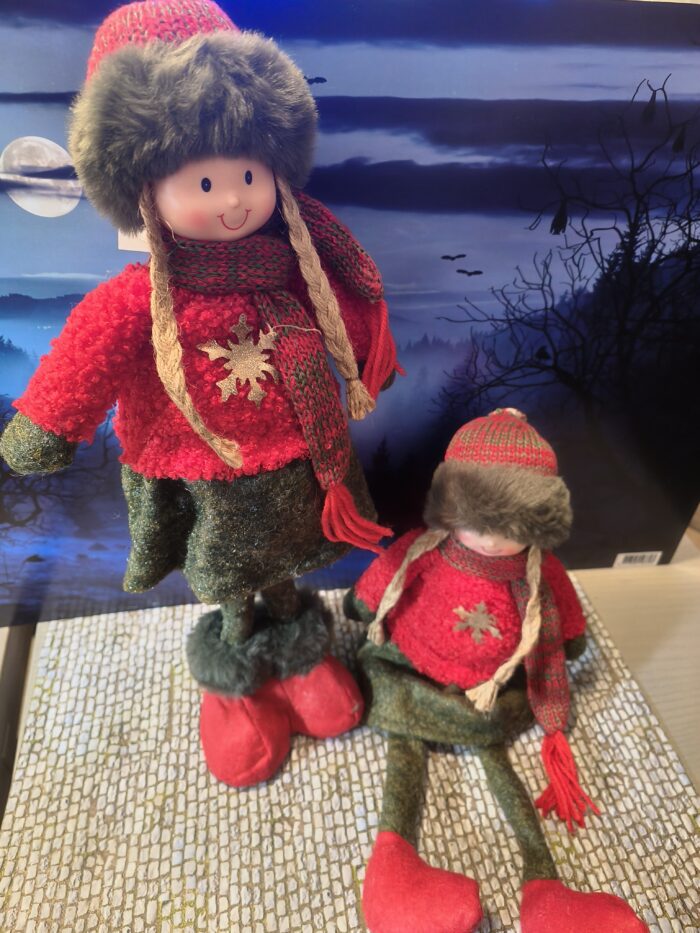 Meisje Rood Zittend - Afbeelding 3