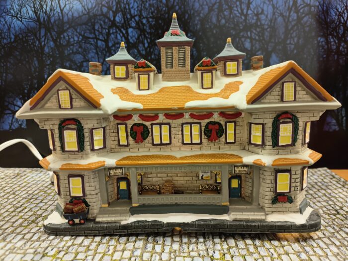 Bridbury Train Station - Afbeelding 6