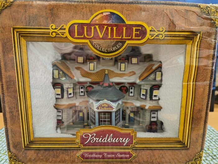 IMG20250110223841 Bridbury Train Station - Afbeelding 1