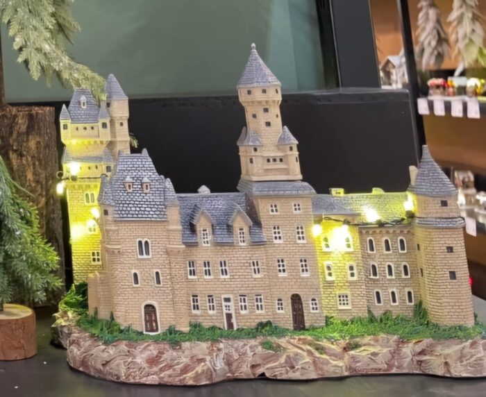 260b70bf-dd9a-4d74-b420-5abe0cbec5c6 Schloss Braunfels - Afbeelding 2