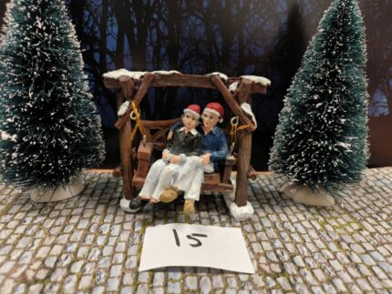 Intratuin Foto 15 Stel op schommelbank