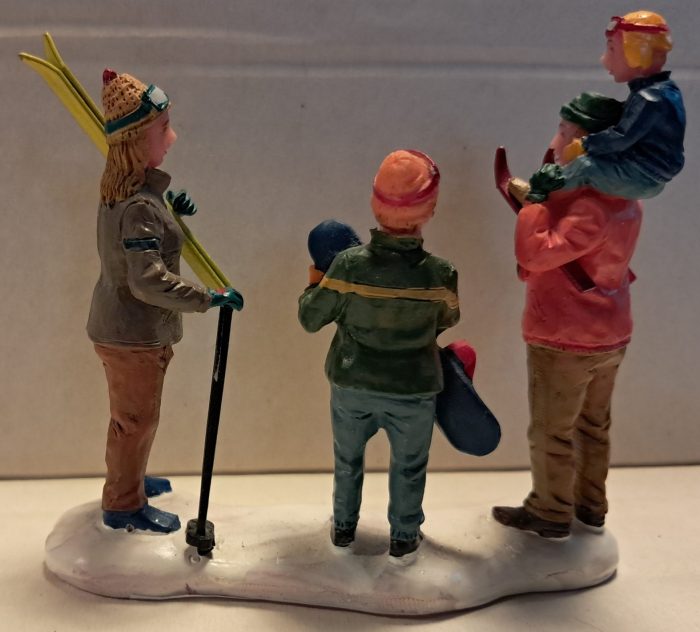 Back at base lodge - Afbeelding 2