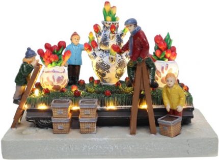 Flower parade with delft blue vases