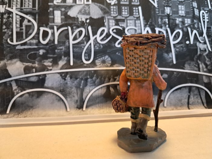 Gathering kindling - Afbeelding 2