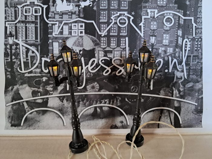 Old english street lamp(2) - Afbeelding 1