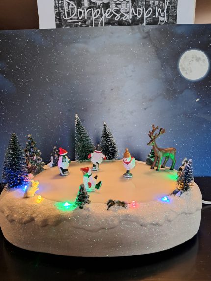 Snowman skating rink