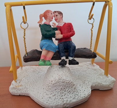 X-Mas Date On A Swing.*