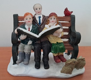 X-Mas Reading A Book.*