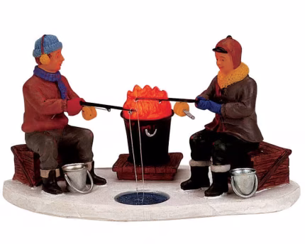 Lemax Ice Fishermen(zonder licht!).*
